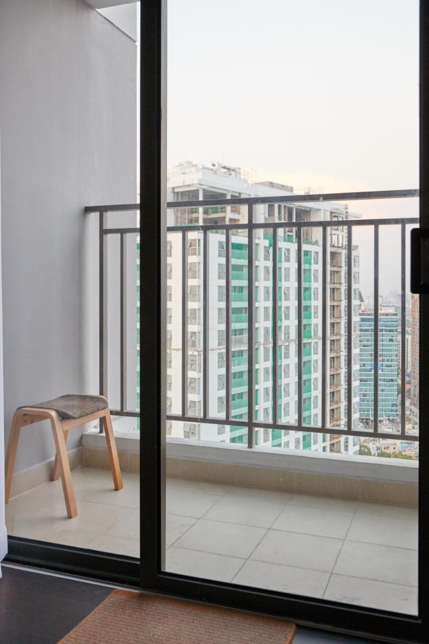 Cbd Luxury River View